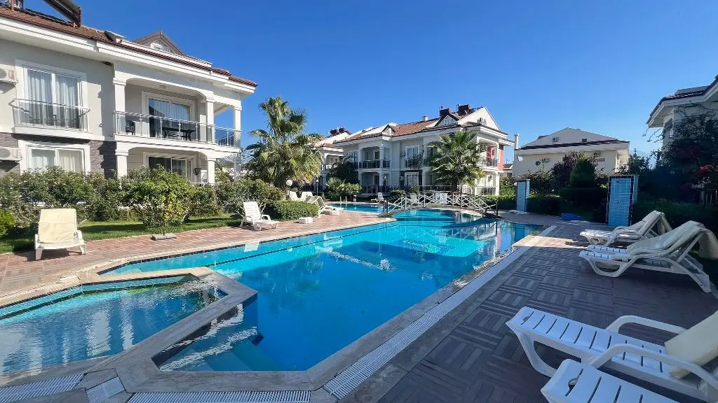 Homes in Calis